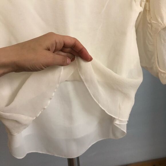 Sandra Angelozzi 100% Silk Cream Textural Floral Lined 3/4 Sleeve Blouse Sz XS - Picture 3 of 6